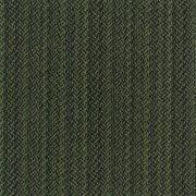 685