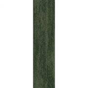 685